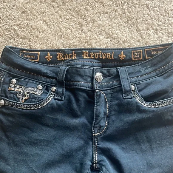 Rock Revival Skinny Jeans - Picture 2 of 6